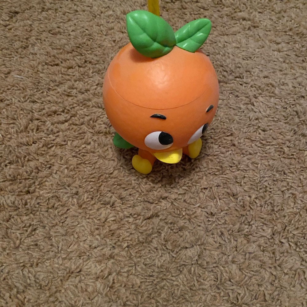 Soooo cute!! Orange Bird sipper cup - Picture 2 of 3